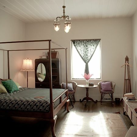 The Asadang Bed And Breakfast Bangkok Exterior photo